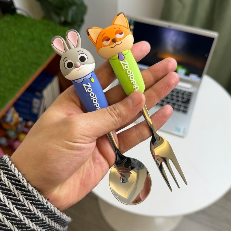 Zootopia Cartoon Spoon Fork Se - Kitchen Appliances Combo avaliação e preço